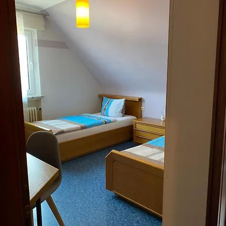 祖尔费里斯晨葵乐旅馆 3* Laubach (Darmstadt)